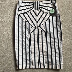 Eva Franco NWT peculiar skirt 2